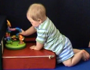 R 10m kneeling at block 1.jpg